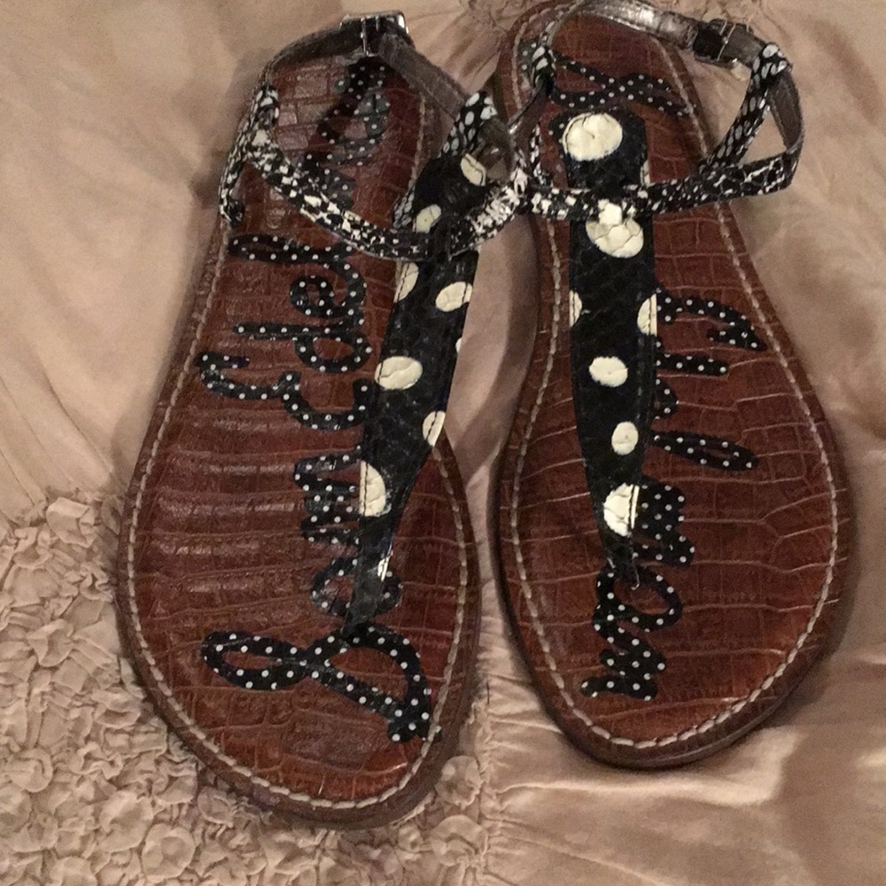 ON SALE Like new black/white Sam Edelman Sandals